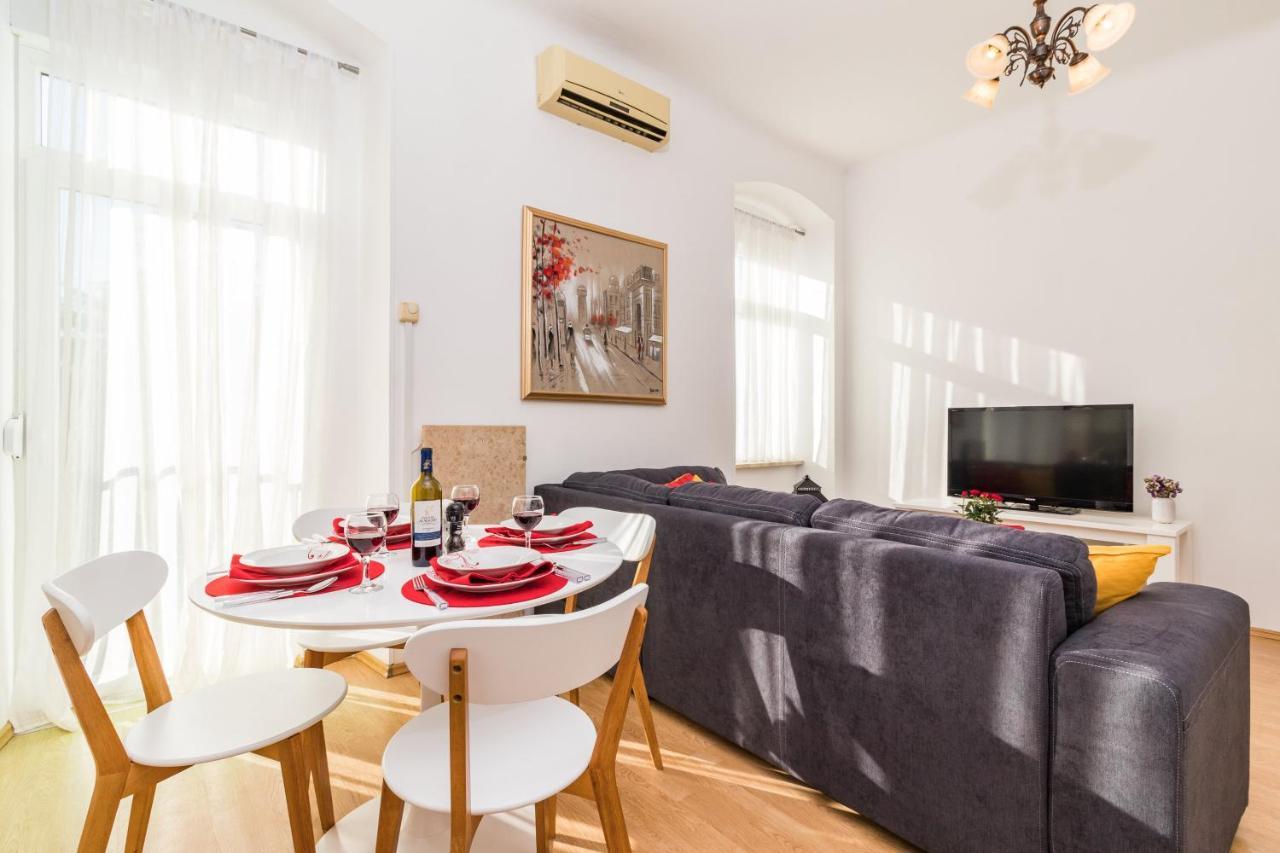 Apartman Lussi Pula Ngoại thất bức ảnh