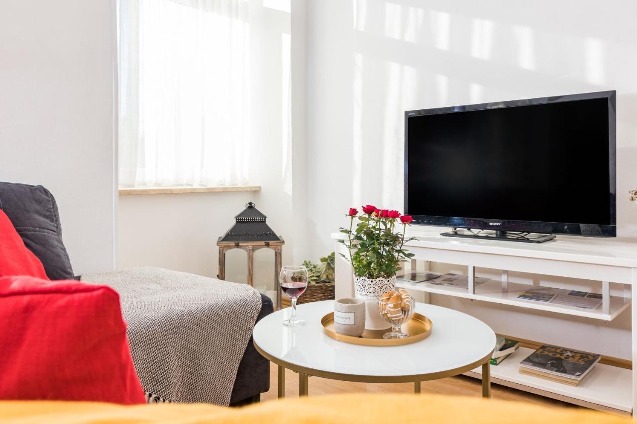 Apartman Lussi Pula Ngoại thất bức ảnh