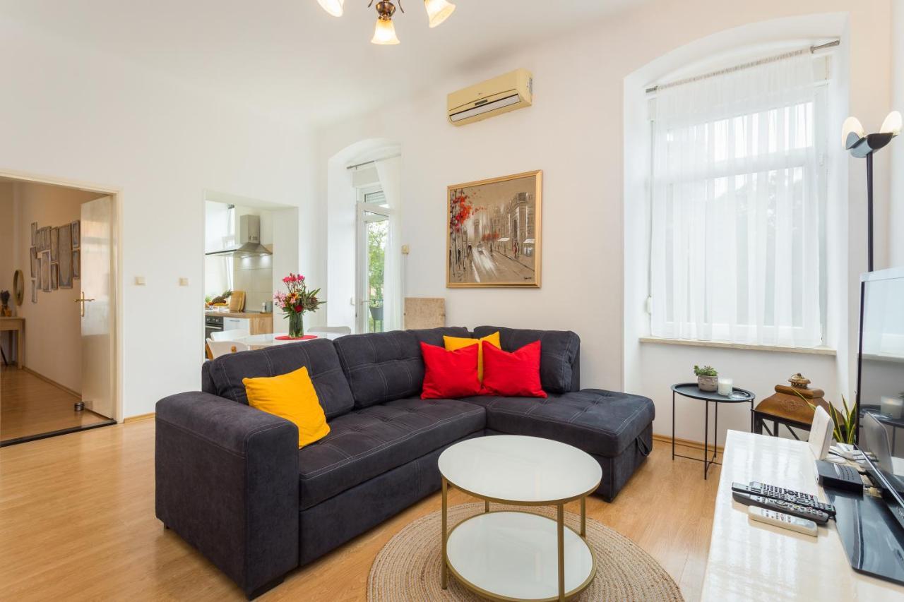 Apartman Lussi Pula Ngoại thất bức ảnh